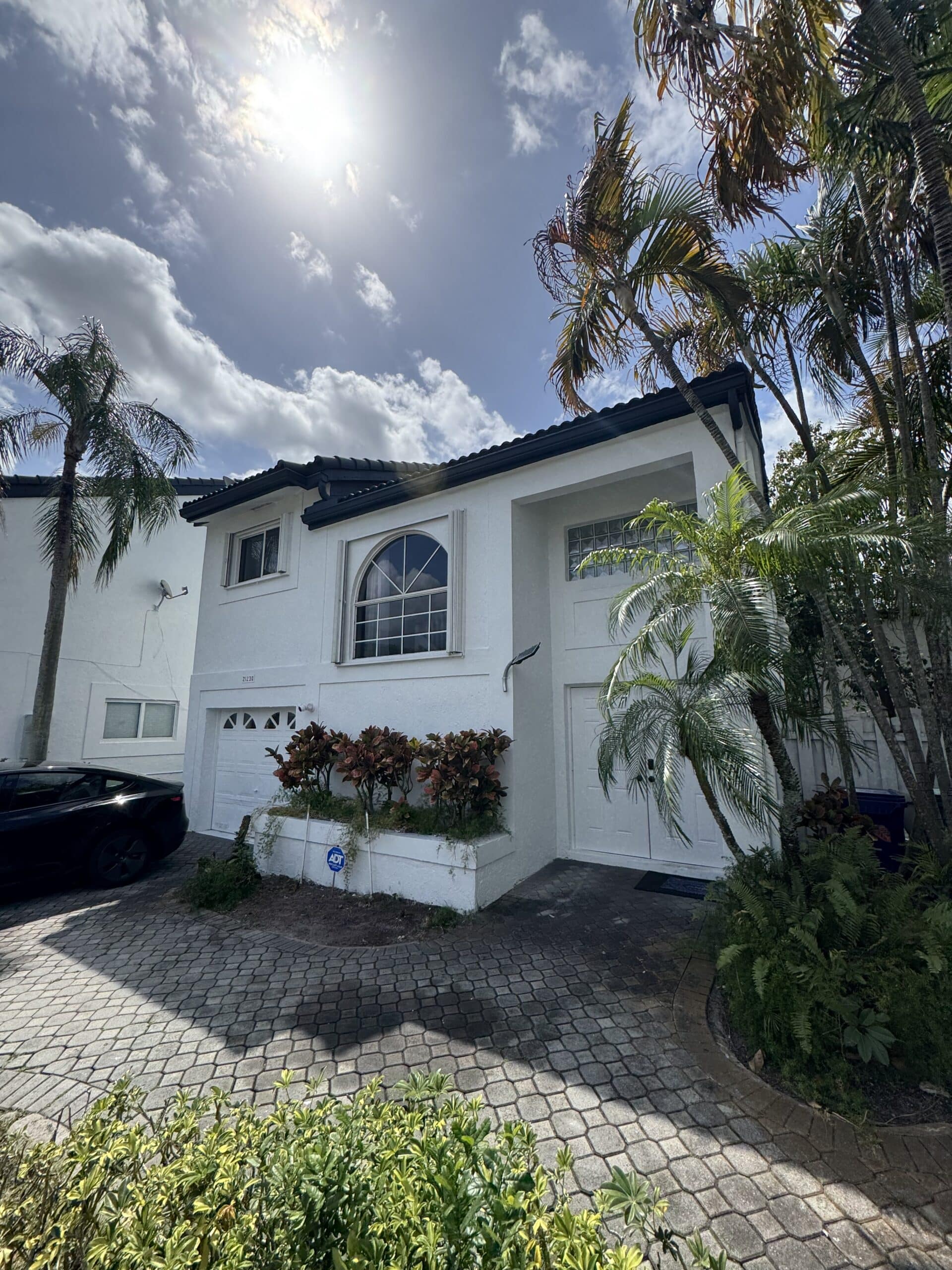 Aventura, FL exterior house painting company
